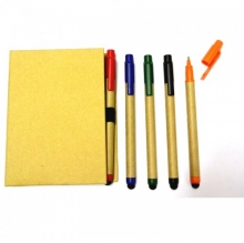 Bloco de anotação reciclado com post it 